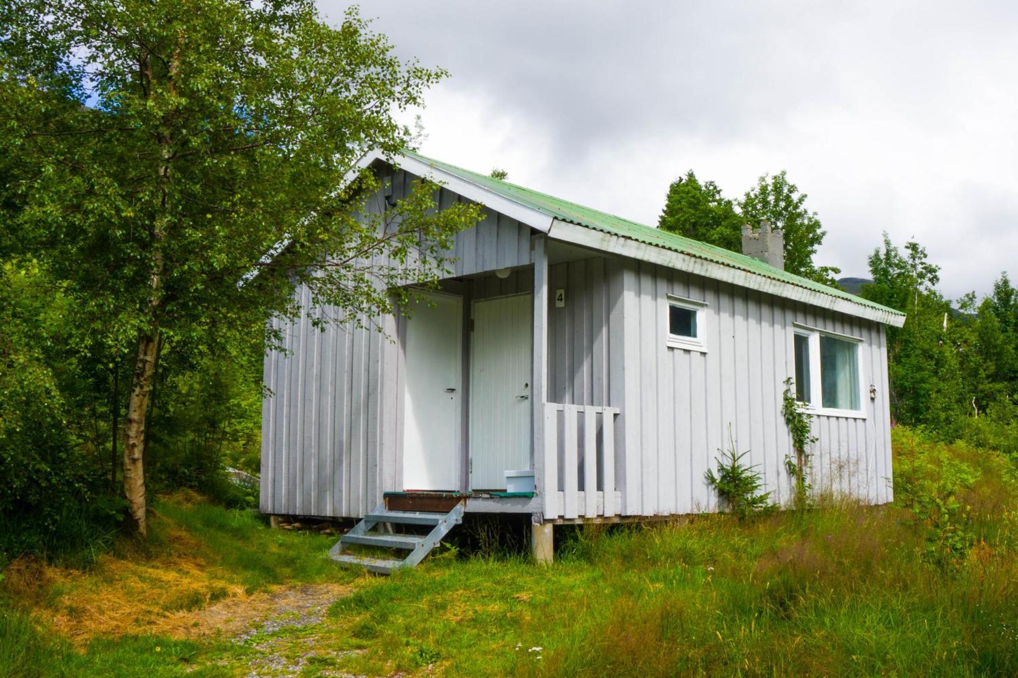 Smordal Hytteutleie Og Camping Nordfjordeid Exterior photo